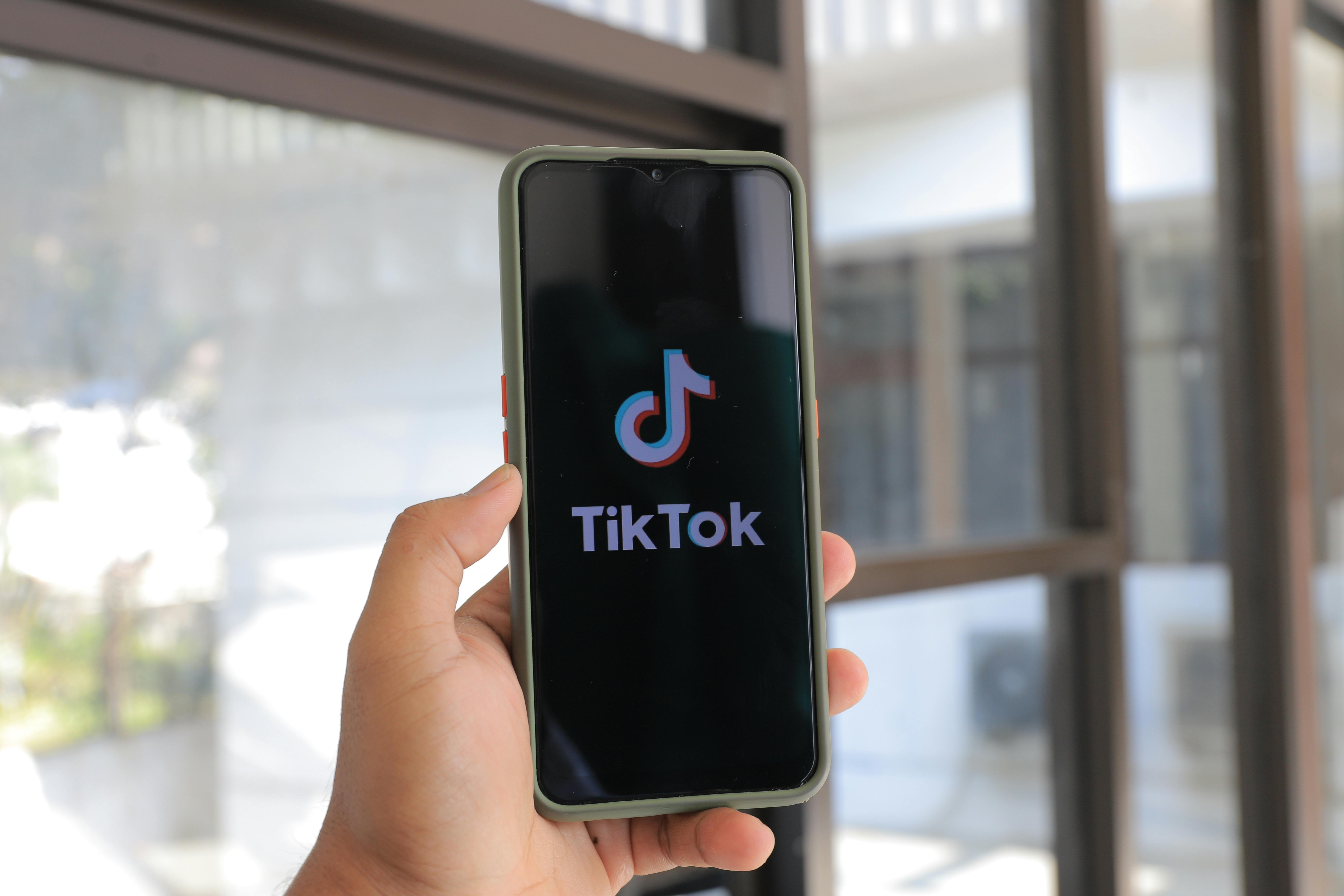 Your Guide To Creating the Perfect TikTok Loop